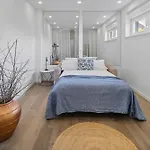 Βίλα Luxurious Lapis - Heated Pool, Sauna, Gym And Spa, 120m To Sandy *