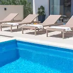 Luxurious Lapis - Heated Pool, Sauna, Gym And Spa, 120m To Sandy