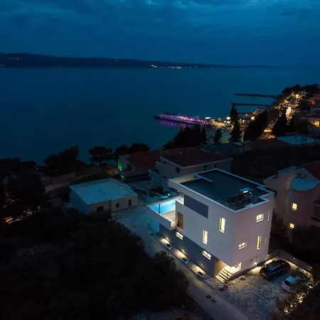 Βίλα Luxurious Lapis - Heated Pool, Sauna, Gym And Spa, 120m To Sandy *