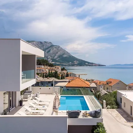 Βίλα Luxurious Lapis - Heated Pool, Sauna, Gym And Spa, 120m To Sandy Omiš