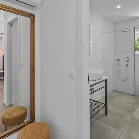Villa Luxurious Lapis - Heated Pool, Sauna, Gym And Spa, 120m To Sandy *