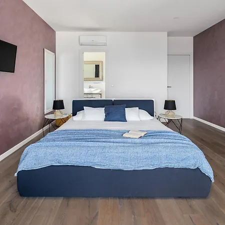 Luxurious Lapis - Heated Pool, Sauna, Gym And Spa, 120m To Sandy Villa