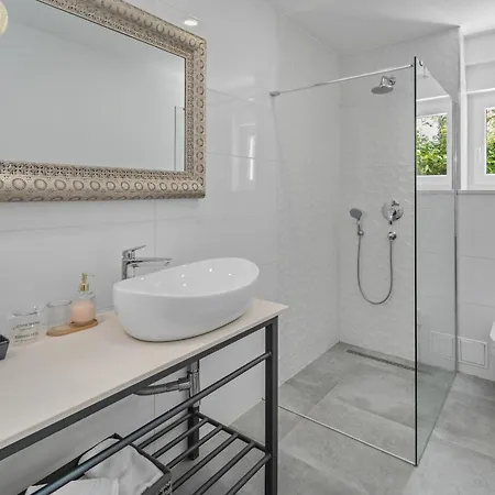 Luxurious Lapis - Heated Pool, Sauna, Gym And Spa, 120m To Sandy *