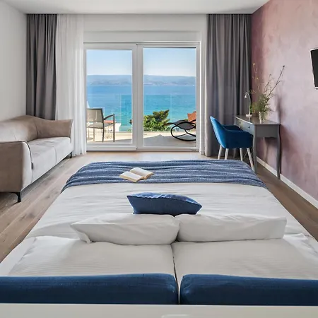 Luxurious Lapis - Heated Pool, Sauna, Gym And Spa, 120m To Sandy Villa *