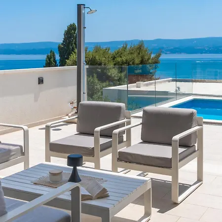 Luxurious Lapis - Heated Pool, Sauna, Gym And Spa, 120m To Sandy * Omiš