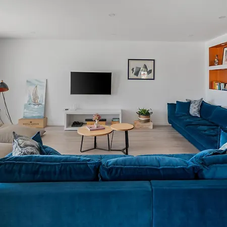 Luxurious Lapis - Heated Pool, Sauna, Gym And Spa, 120m To Sandy Villa *