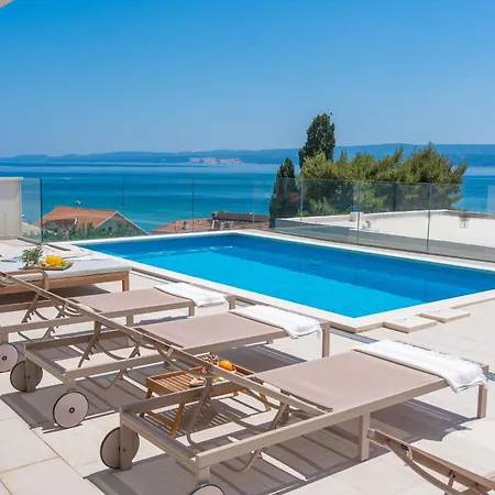 Luxurious Lapis - Heated Pool, Sauna, Gym And Spa, 120m To Sandy Omiš