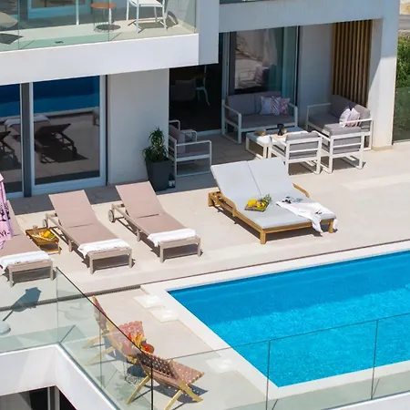 Villa Luxurious Lapis - Heated Pool, Sauna, Gym And Spa, 120m To Sandy *