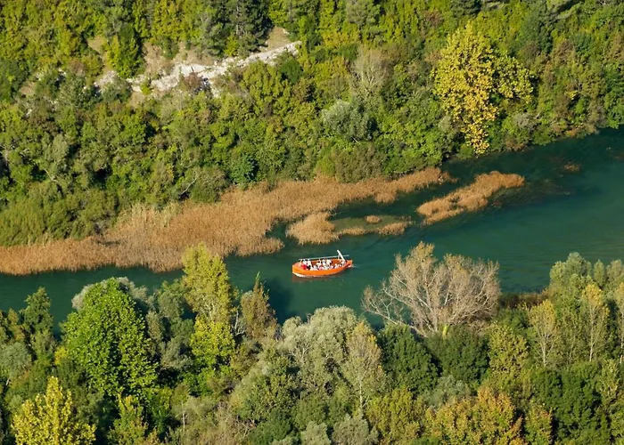 Luxurious Lapis - Heated Pool, Sauna, Gym And Spa, 120m To Sandy Villa