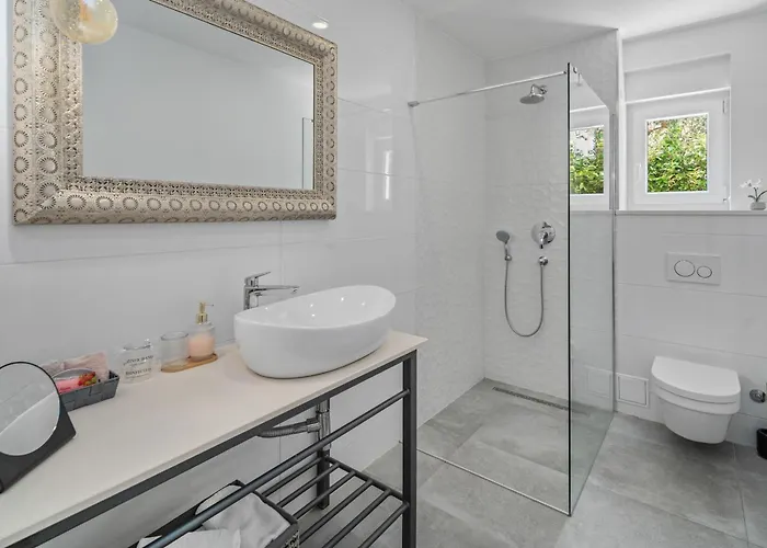 Luxurious Lapis - Heated Pool, Sauna, Gym And Spa, 120m To Sandy *