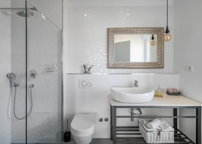 Luxurious Lapis - Heated Pool, Sauna, Gym And Spa, 120m To Sandy