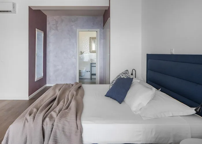 Villa Luxurious Lapis - Heated Pool, Sauna, Gym And Spa, 120m To Sandy *