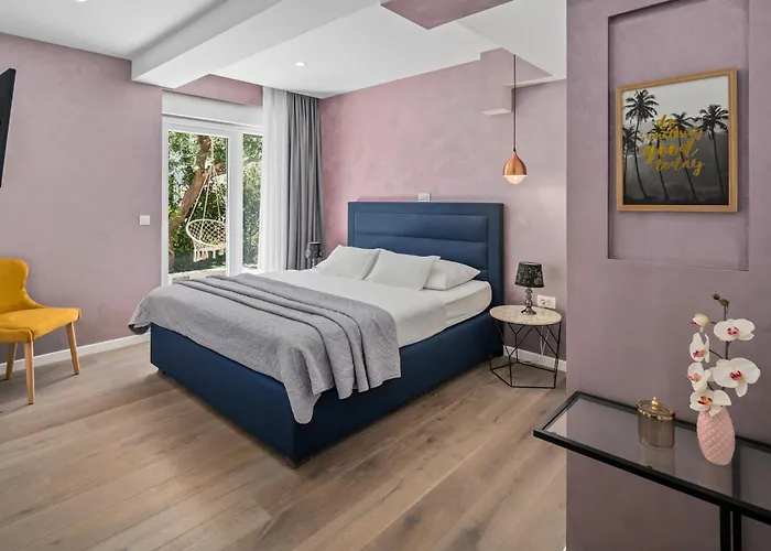 Luxurious Lapis - Heated Pool, Sauna, Gym And Spa, 120m To Sandy Villa Omiš