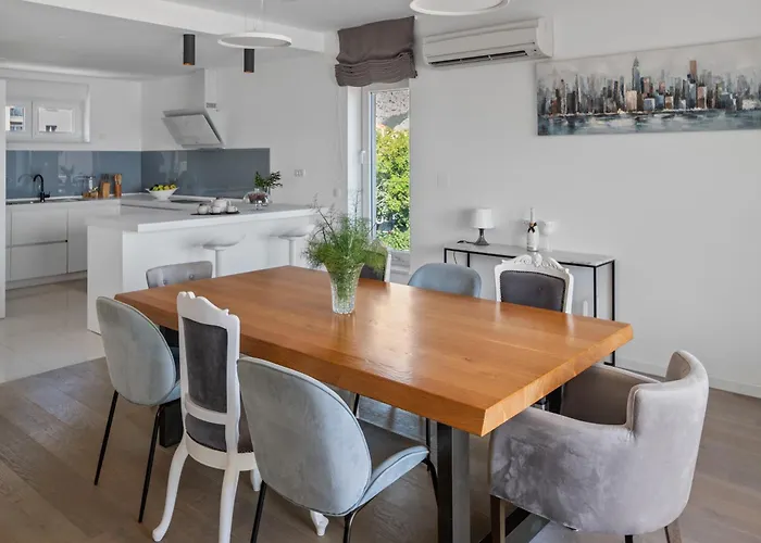 Luxurious Lapis - Heated Pool, Sauna, Gym And Spa, 120m To Sandy *